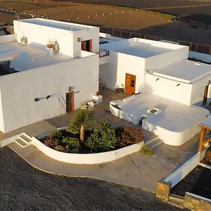 Isolina Boutique - Adults Recommended Hotel Mácher